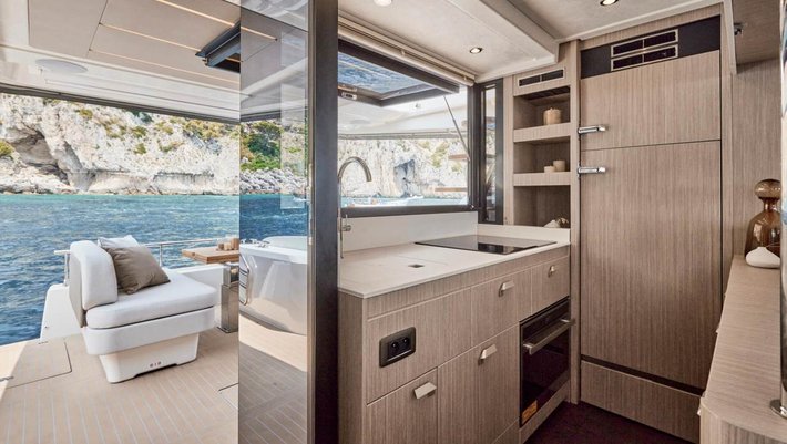 Prestige F 4.9 Motor Yacht charter in Mallorca