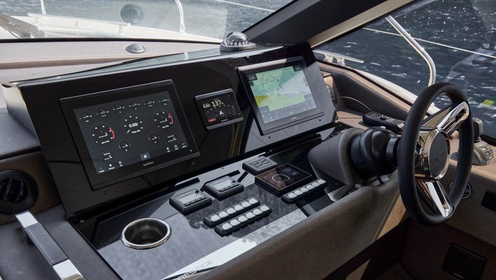 Prestige F 4.9 Motor Yacht charter in Mallorca