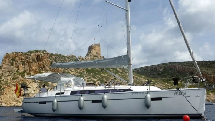 Bavaria 37 Cruiser Sailing Yacht charter in Mallorca