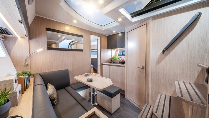 Bavaria Motor SR 36 Motor Yacht charter in Mallorca