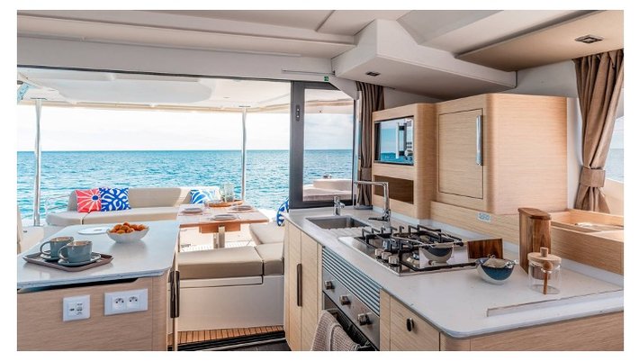 Alquiler Catamaranes Fountaine Pajot 44 Maestro en Mallorca