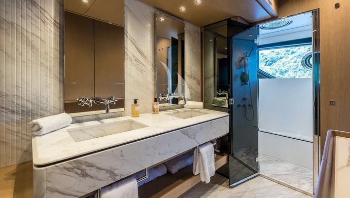Ferretti 100´ Motor Yacht charter in Mallorca