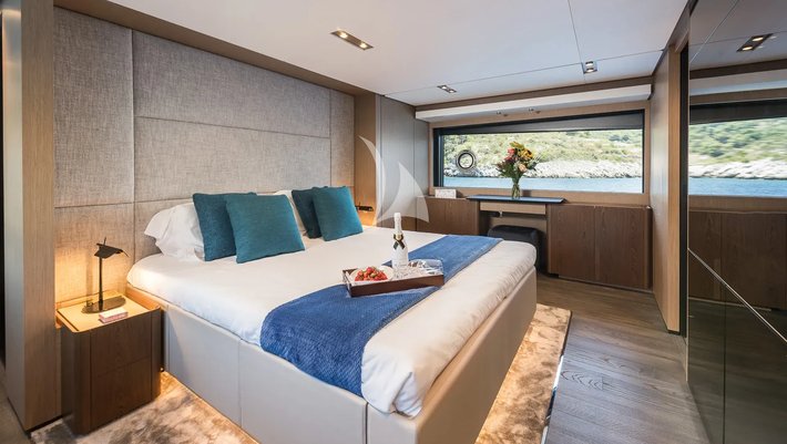 Ferretti 100´ Motor Yacht charter in Mallorca