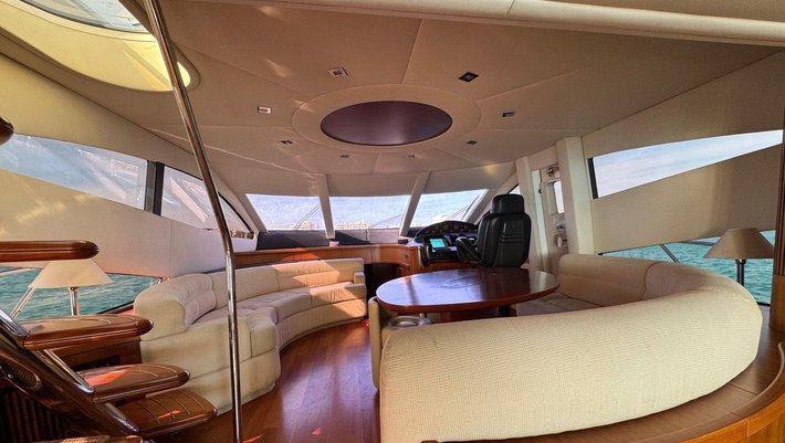 Alquiler Day charter con Capitán Sunseeker Manhattan 66 en Mallorca