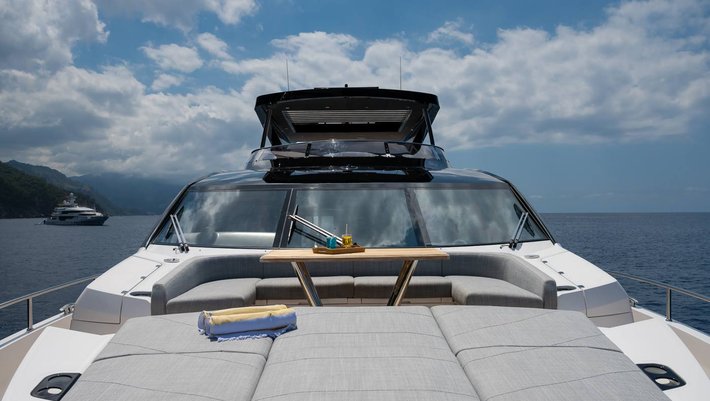 Alquiler Yates a motor Sunseeker 88 en Mallorca