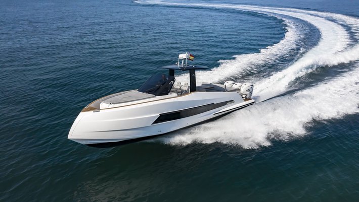 Alquiler Yates a motor Astondoa 377 Coupe en Mallorca