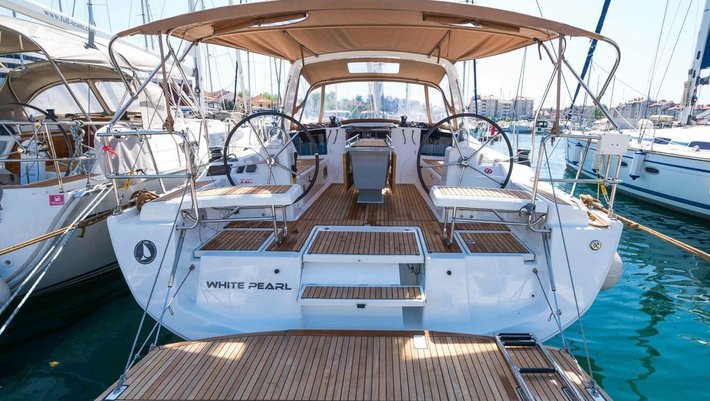 Alquiler Veleros Bénéteau Oceanis 41.1 en Menorca