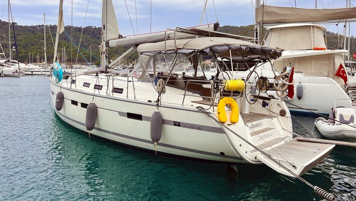 Bavaria 45 Cruiser Sailing Yacht charter in Mallorca