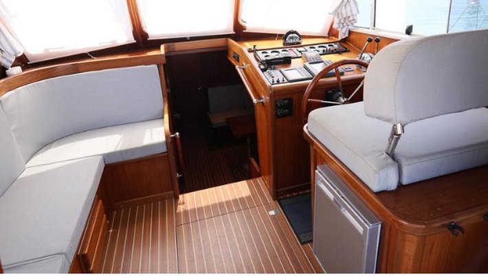 Menorquín 120 Motor Yacht charter in Menorca