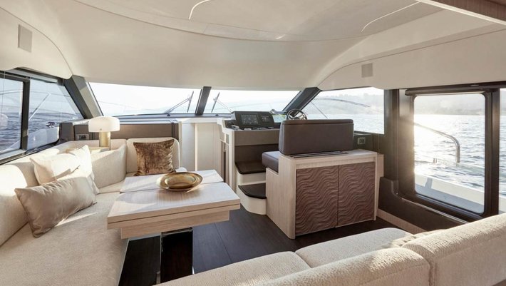 Prestige F 4.9 Motor Yacht charter in Mallorca